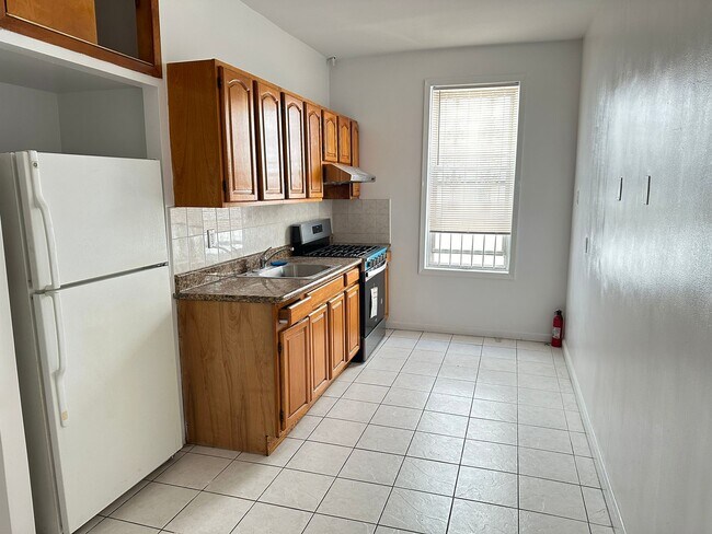 Foto del edificio - 1855 74th St