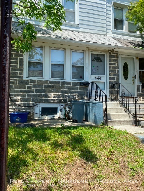 Primary Photo - 102 N Carol Blvd