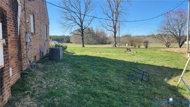 Building Photo - 24816 Sawmill Rd