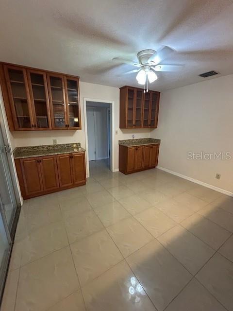 Foto del edificio - 612 Martin Ave