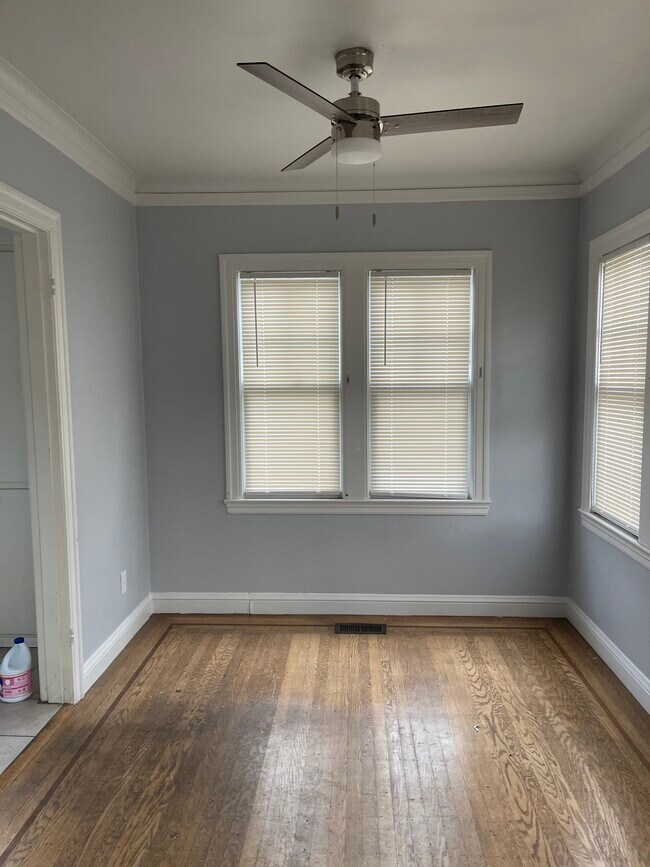 Dining room - 700 Alameda St