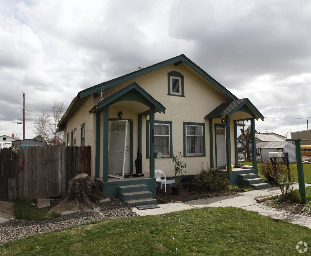 Foto del edificio - 120 13th Ave N