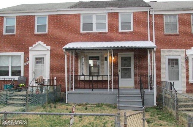 Building Photo - 1022 Arncliffe Rd