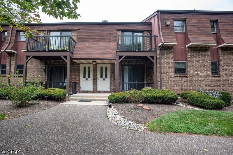 606 Nottingham Way, Flemington, NJ 08822 Condo for Rent in Flemington