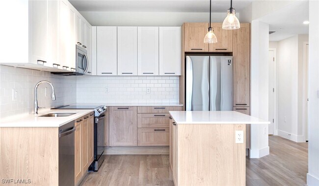 Building Photo - 22980 Vista Edera Cir