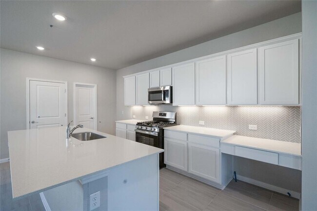 Foto del edificio - 5409 Baythorne Dr