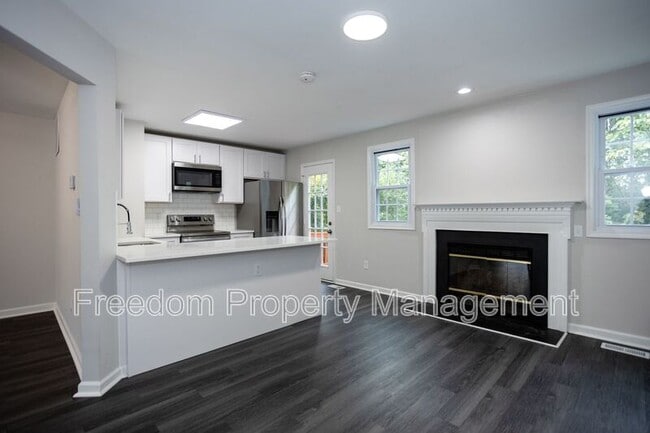 Building Photo - 10897 Campaign Ct