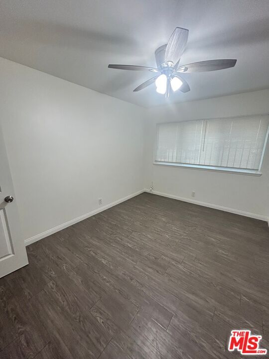 Foto del edificio - 10231 Darby Ave