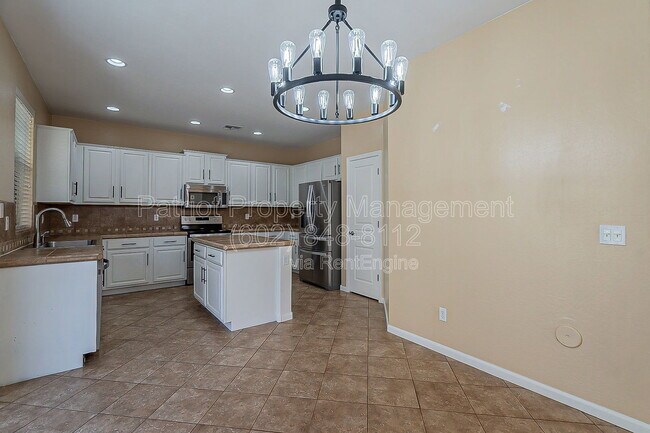 Foto del edificio - 2078 E Flint St