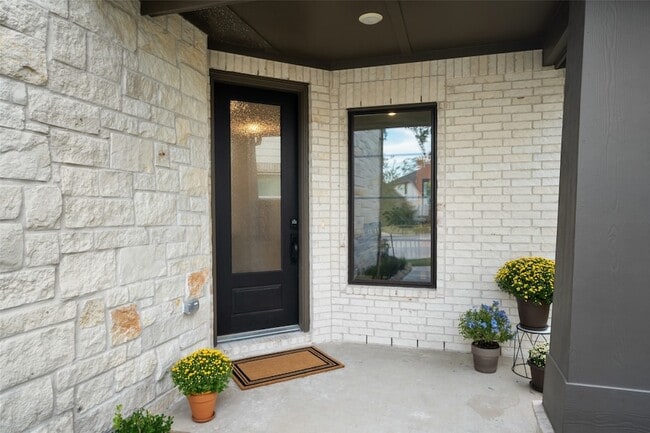 Building Photo - 8207 Boundary Waters Dr