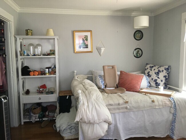 dormitorio y armario - 420 El Centro St