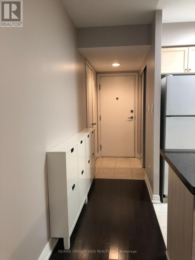 Photo du bâtiment - 407-1-401 Rean Dr