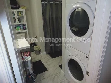 Foto del edificio - 3714 Kipling Ave