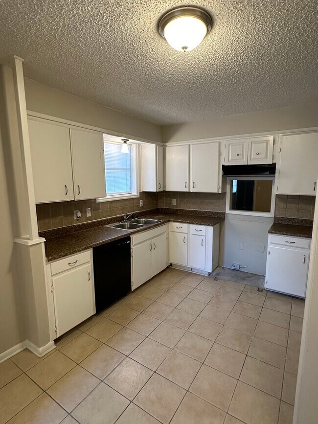 Foto del edificio - 25 Prince Dr. Maumelle, AR 72113