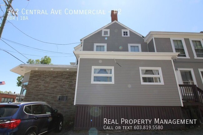 Foto del edificio - Ideal Business Location! Commercial Office...