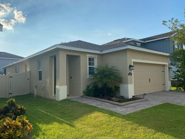 Building Photo - 12275 Blue Pacific Dr