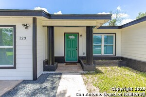 Building Photo - 123 Marchmont Ln