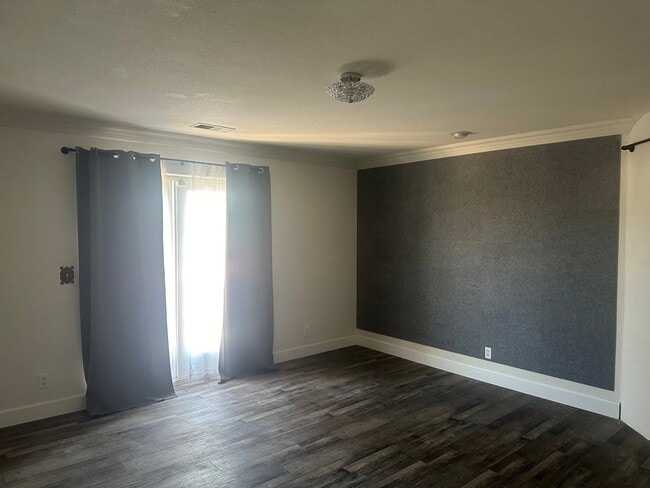 Foto del edificio - 2660 Glenview Dr
