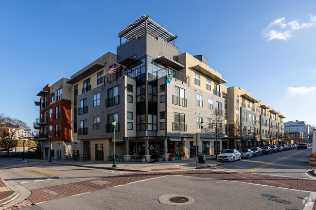 Building Photo - Walnut Commons