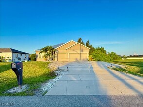 Building Photo - 3514 Ceitus Pkwy