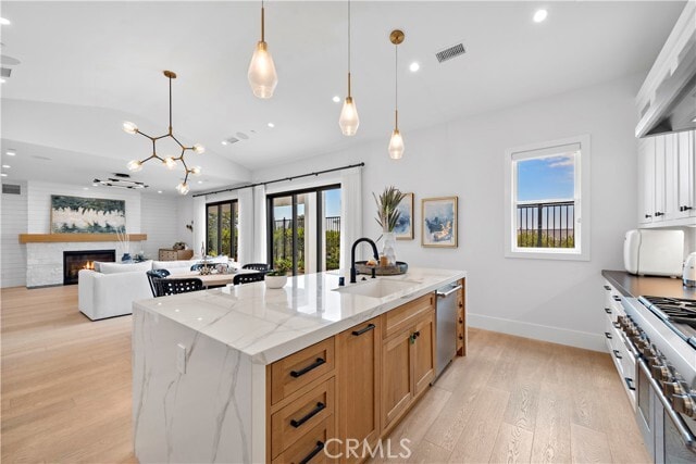 Foto del edificio - 2507 Alta Vista Dr