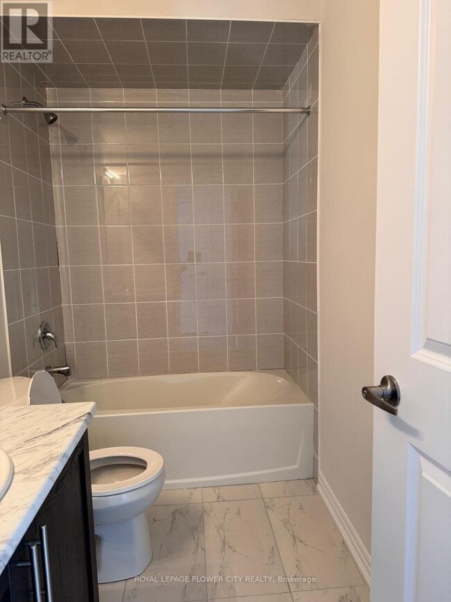 Photo du bâtiment - 13 Bannister Rd