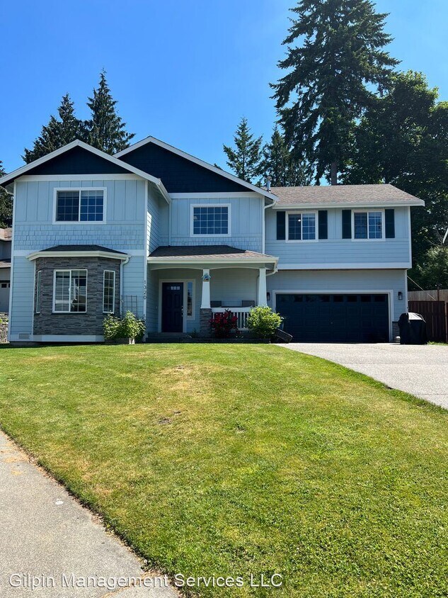 Foto principal - 4 br, 2.5 bath House - 1320 Weaver Way