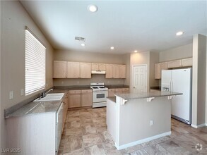 Building Photo - 251 Hickory Heights Ave