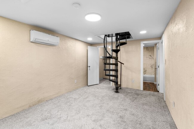 Building Photo - Carriage House near Downtown Pueblo!