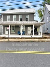 Building Photo - 173 E Derry Rd