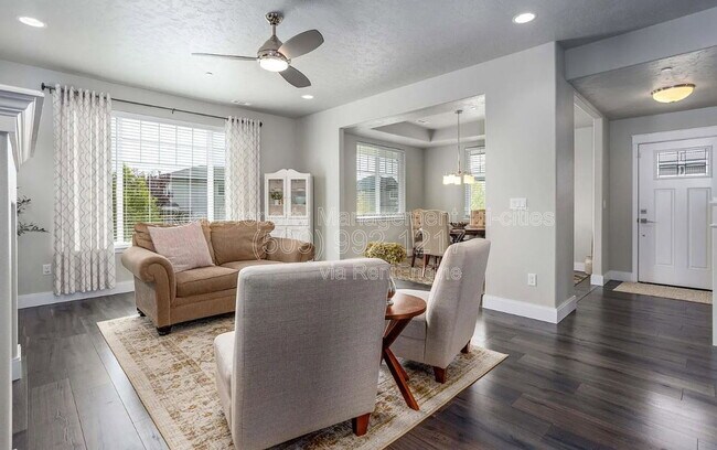 Foto del edificio - 4646 Corvina St