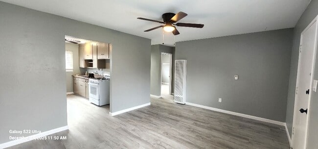 Foto del edificio - Virginia Street