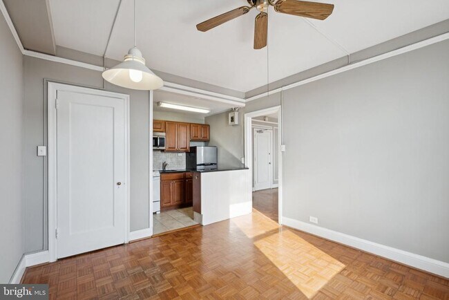 Foto del edificio - 2031 Locust St