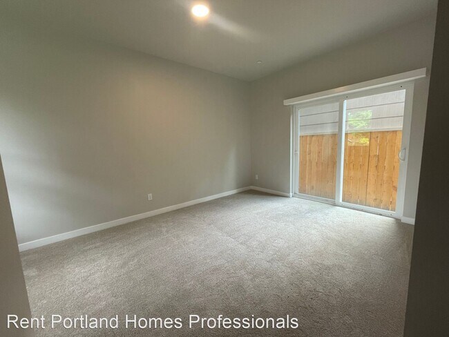Foto del edificio - 3 br, 2 bath House - 169 NE 162nd Ave