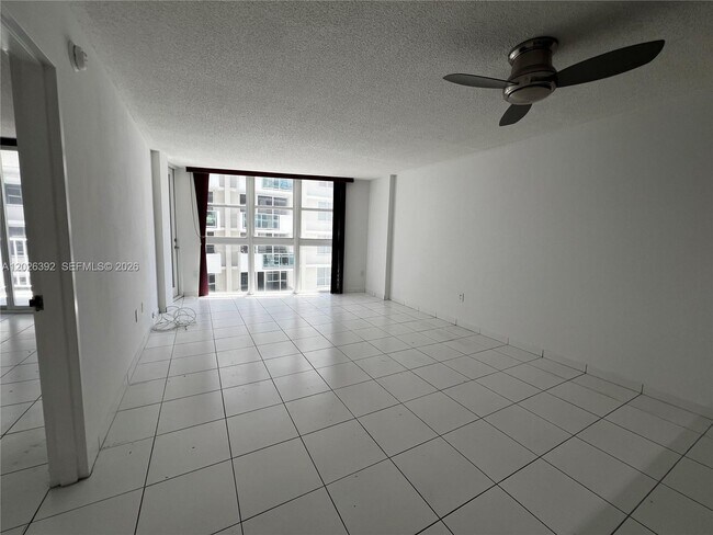 Foto del edificio - 1228 West Ave