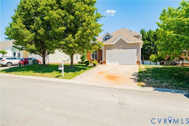 Foto del edificio - 9721 Pemberton Crossing Dr