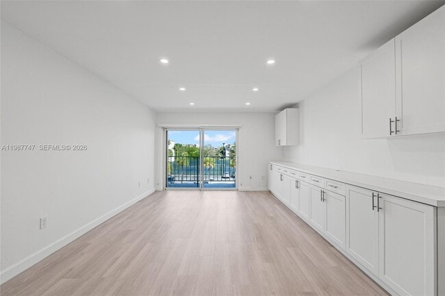 Foto del edificio - 7765 SW 86th St