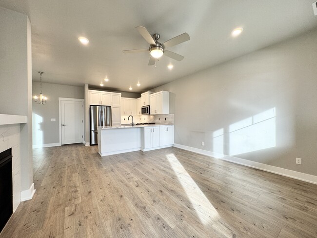 Foto del edificio - 5715 SE 79th Ave