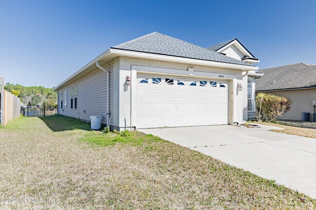 Foto del edificio - 9274 Hawkeye Dr