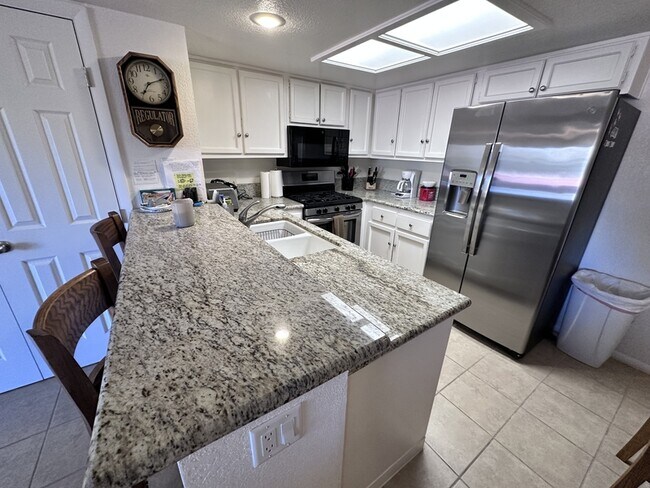 Foto del edificio - 441 Moser Ave