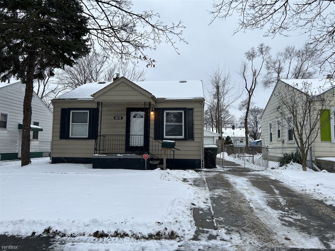 Primary Photo - 2 br, 1 bath House - 1857 Paris Ave