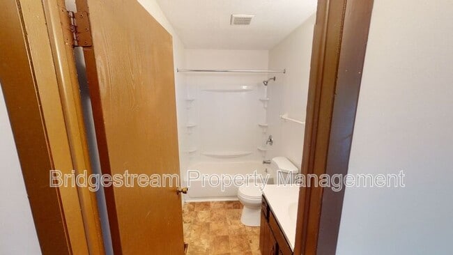 Building Photo - 1444 Minstrel Dr