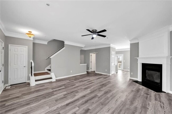 Building Photo - 614 Market Pl Ln