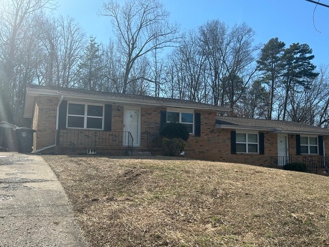 Building Photo - 3626 Missionaire Ave