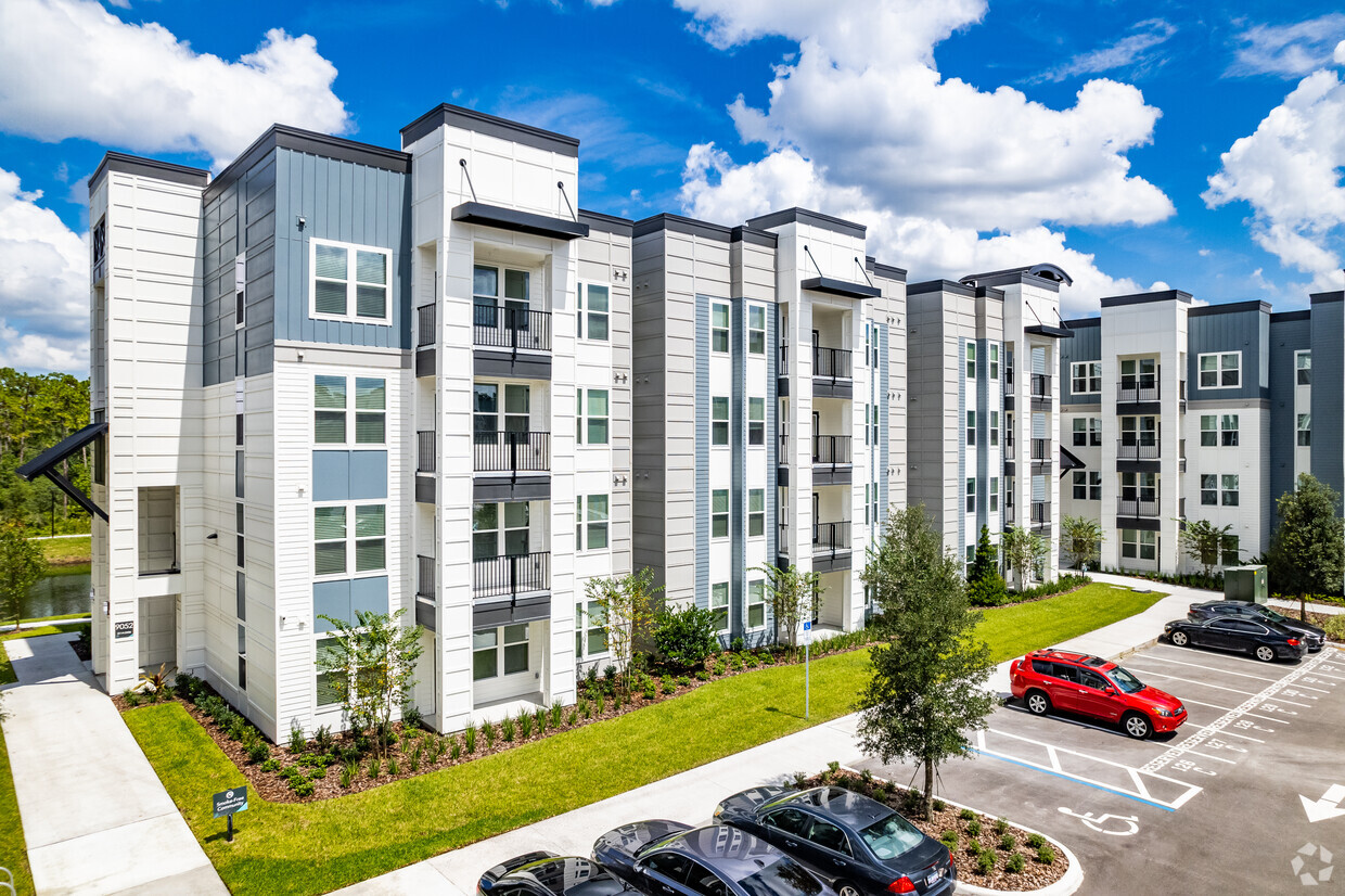 Apartments For Rent in Orlando, FL with Wheelchair Access - 2,395