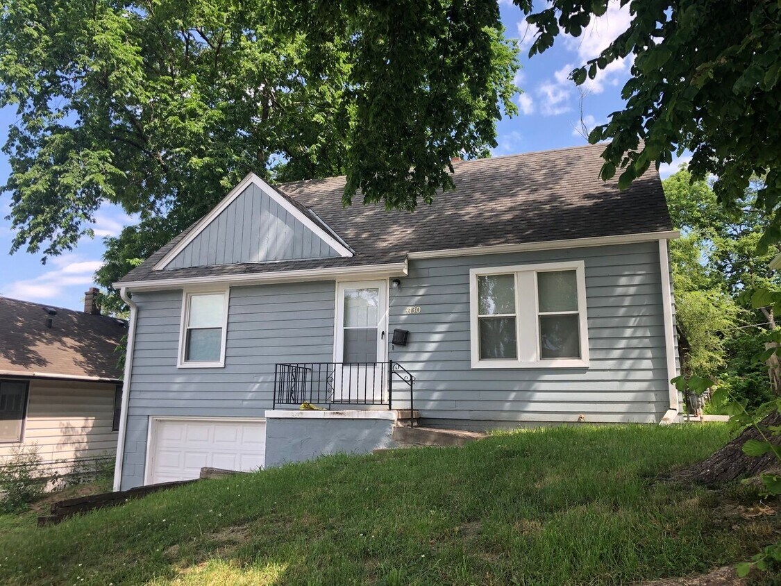 Primary Photo - Updated 3br House