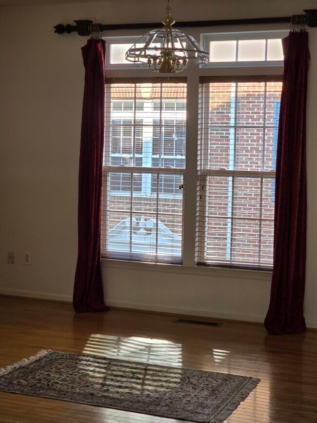 Foto del edificio - 3685 Madison View Ln