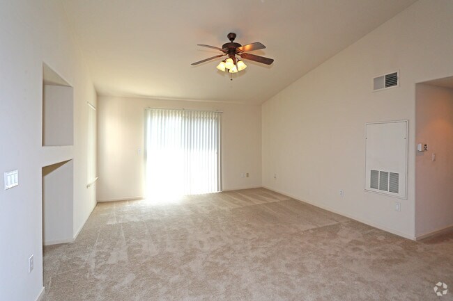 3HAB, 2BA modelo C1 - Tuscaro Apartment Homes