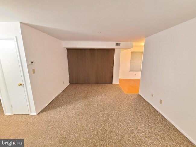 Building Photo - 7922 Coriander Dr