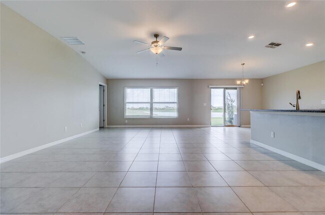Foto del edificio - 8694 Parsons Hill Blvd